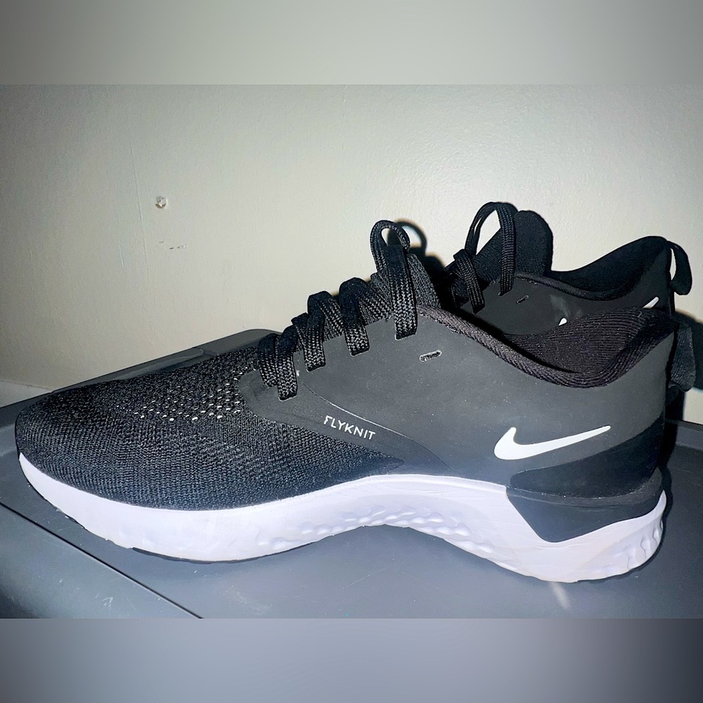 Nike Odyssey React 2 Flyknit Running Shoes
